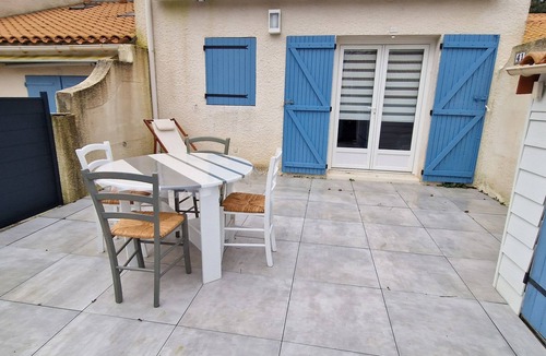 La Palmyre House | Vacation home in the heart of La Palmyre