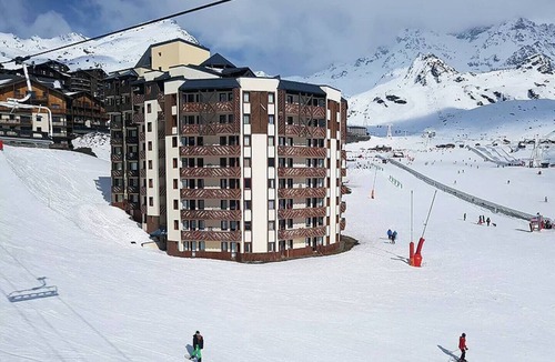 Les Varcins Apartment | Val Thorens - Ski In/Out - 4 Beds Flat (C-E19)
