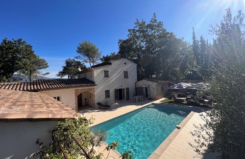 Valbonne Villa | Valbonne Village Villa 5 beds A/C