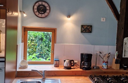 Douzains House | Van Gogh Holiday Home with Jacuzzi, Two Terraces and Panoramic Views in Lot-et-Garonne