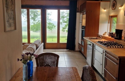 Douzains House | Van Gogh Holiday Home with Jacuzzi, Two Terraces and Panoramic Views in Lot-et-Garonne