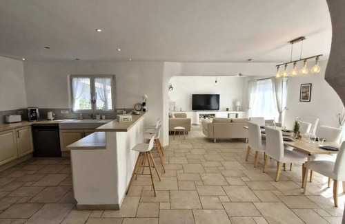 Vaux-sur-Mer Villa | Vaux-sur-Mer - SINGLE-STORY HOME - COMFORT AND A COZY ATMOSPHERE - SWIMMING POOL
