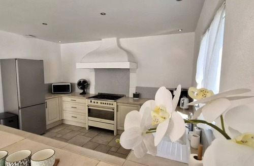 Vaux-sur-Mer Villa | Vaux-sur-Mer - SINGLE-STORY HOME - COMFORT AND A COZY ATMOSPHERE - SWIMMING POOL