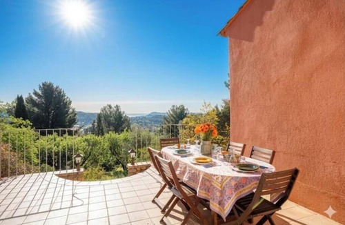 Ollioules House | Villa la grive sea view swimming pool land 5500m² absolute calm