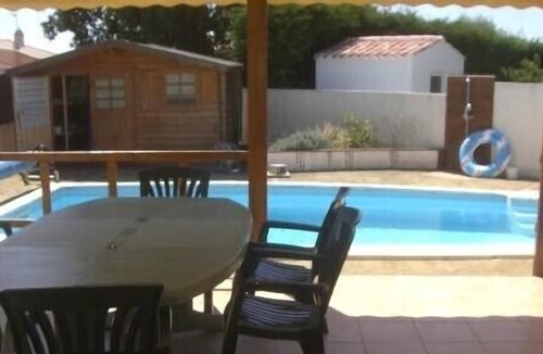 Les Sables d'Olonne Villa | Villa 3 * Les Sables D'Olonne with Heated Pool 6 People 3 bedrooms