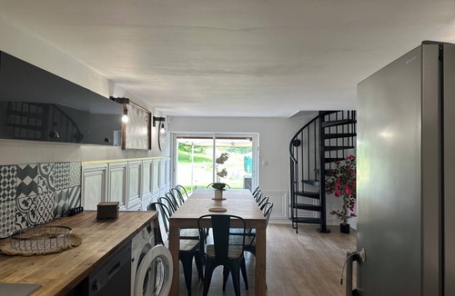 Casseuil House | VILLA 5*- 12 PERSONS PMR= ALL HANDICAPS, ELEVATOR, SPA, SWIMMING POOL, VINEYARD