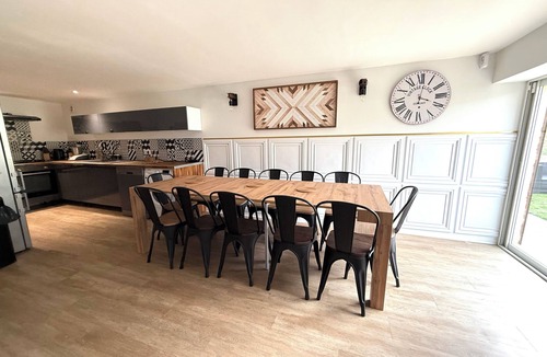 Casseuil House | VILLA 5*- 12 PERSONS PMR= ALL HANDICAPS, ELEVATOR, SPA, SWIMMING POOL, VINEYARD