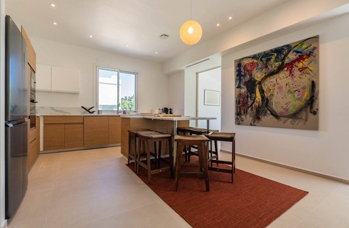 Villeneuve-Loubet Villa | Villa 5 ch. Mer et Rivière entre Nice & Cannes