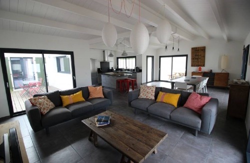 Le Bois-Plage-en-Re Villa | VILLA - 8 PEOPLE - IDEAL LOCATION - BEACH - WIFI - WOODEN BEACH - ILE DE RE