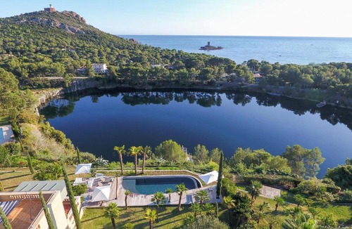 Le Dramont Apartment | Villa ALFONSA