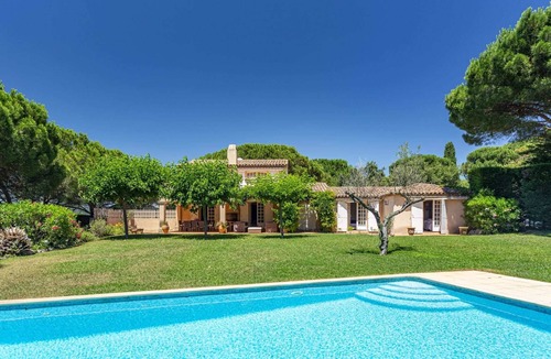 Gassin Apartment | Villa Alina - Studio Apartment, Sleeps 12