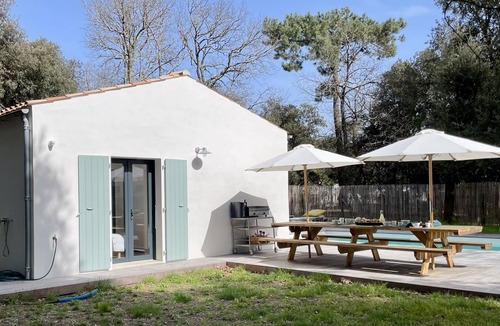Dolus-d'Oleron Villa | Villa ALL COMFORT, Charm, relaxation, SWIMMING POOL, SEA and FOREST, Ile d'Oléron