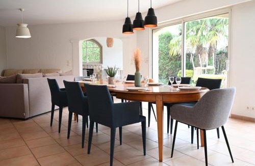 Challans Villa | Villa Au petit baigneur - Maison avec piscine et jardin clos