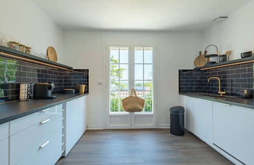 Pujols Villa | Villa Blanche