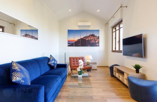 Eze Apartment | Villa d exception avec terrasse, jacuzzi, vue mer, parking, en plein cœur du village de Eze