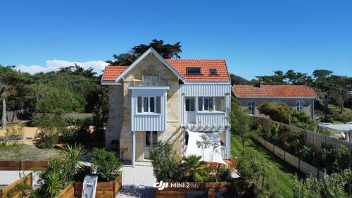 Soulac-sur-Mer Villa | Villa d'exception, Vue Océan, Accès Privé à la Plage