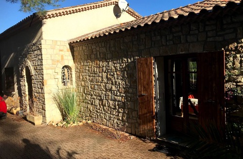 Saint-Cyr-sur-Mer Villa | Villa Dans la Pinède Proche Plages et Criques