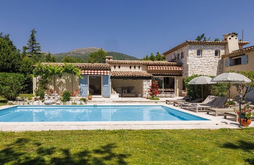 Vence Villa | Villa de la Sine – Provençal Pool Villa