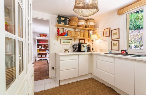 Tourrettes-sur-Loup Villa | VILLA DES PARFUMS VI4382 By RIVIERA HOLIDAY HOMES