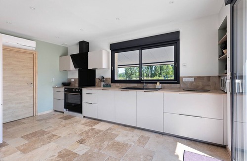 Courcelles-de-Touraine House | Villa Flora – Family Home for 14 Guests