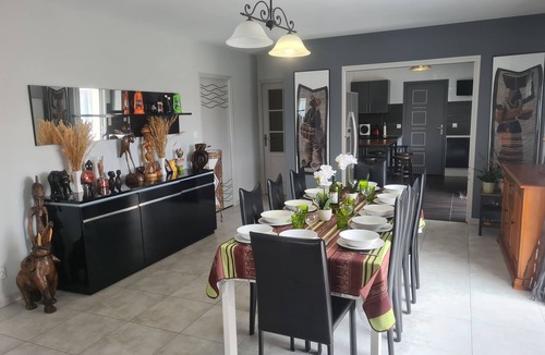 Saint-Gilles-Croix-de-Vie Villa | Villa "Le Paradis Bleu" Heated pool and beach 200 m'away