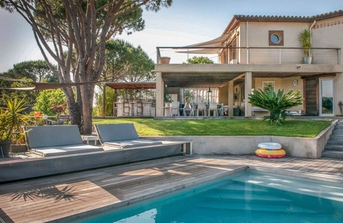 La Croix-Valmer Villa | Villa Gemeaux - Five Bedroom Villa, Sleeps 10