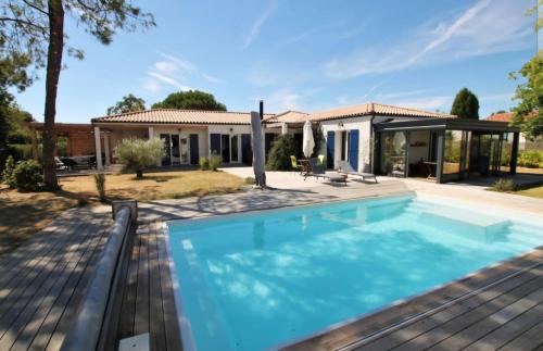 Bourgenay Villa | Villa Hautes Mers, piscine chauffée & grand jardin