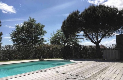 Cholet House | Villa K - House 10/12 pers. Piscine & Jacuzzi au Calme Absolu 15 mn Puy duFou