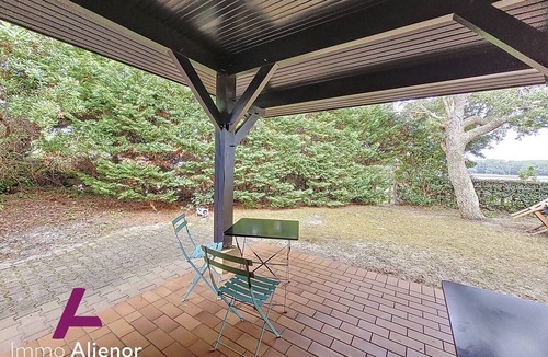 Soustons Villa | Villa lake view, pets welcome - 6 guests
