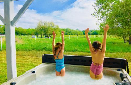 Sainte-Eulalie-en-Born Villa | Villa Landaise piscine chauffée&jacuzzi Plage Clim Fibre