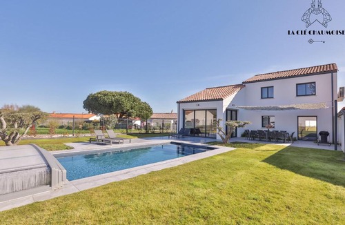 Talmont-Saint-Hilaire Villa | Villa POP