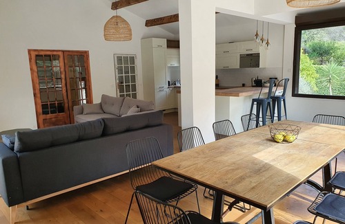 La Croix-Valmer Villa | VILLA ROXANDRE 4 bedrooms, private pool and close to the beach