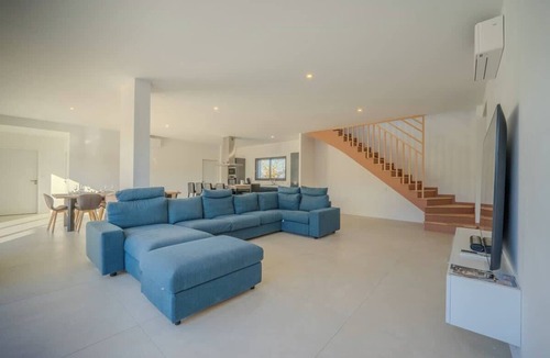 Saint-Georges-du-Bois Villa | Villa Solis Heated Pool AC Sleeps 18
