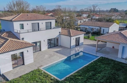 Saint-Georges-du-Bois Villa | Villa Solis - Spacious villa with pool & garden near La Rochelle
