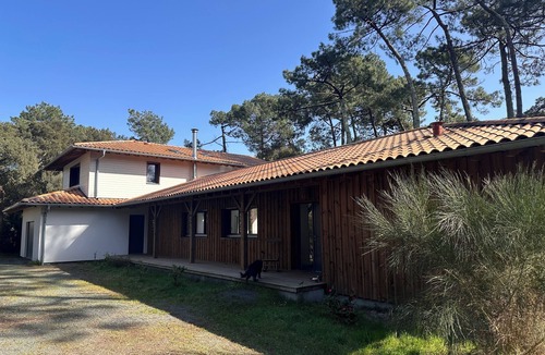 Soorts-Hossegor Villa | Villa The Burrow - a stone's throw from Lake HOSSEGOR