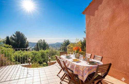 Ollioules Villa | Villa vue mer piscine terrain 5000 m2 calme absolu