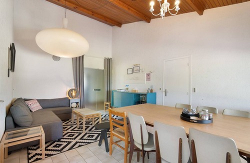 Tombeboeuf House | Villa with 360° Views, Private Pool, Lake View and Wi-Fi