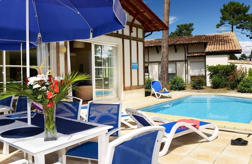 Gujan-Mestras Villa | Villa with a private pool near Gujan-Mestras