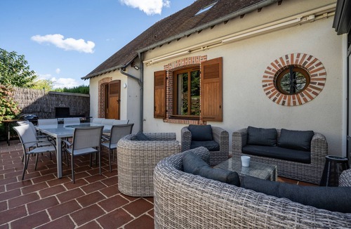 Mur-de-Sologne Villa | Villa with swimming pool between Beauval and Chateaux