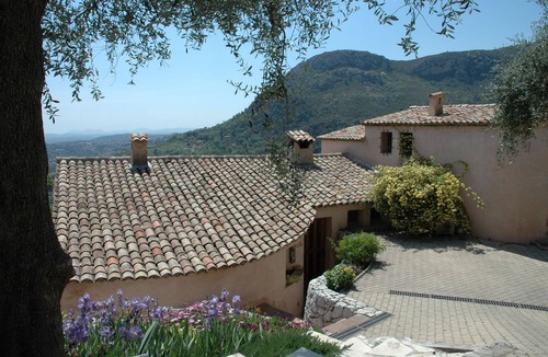 Saint-Jeannet Villa | Villa With Private Pool, Sea Views And Mountains Views