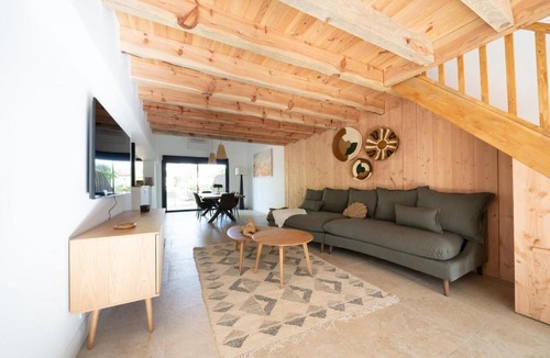 Cazaux House | Villa with Spa and Private Canal Access