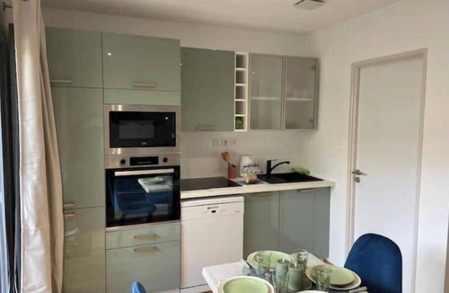 Lourdes Apartment | Warm and elegant studio for 4 people