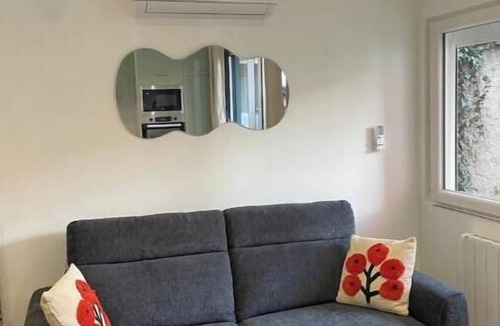 Lourdes Apartment | Warm and elegant studio for 4 people