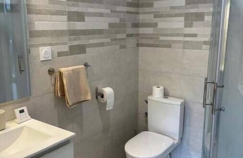 Lourdes Apartment | Warm and elegant studio for 4 people