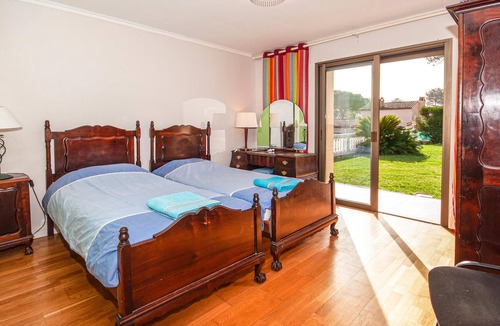Roquefort-les-Pins House | Welcome to this charming vacation home with pool and private tennis court.