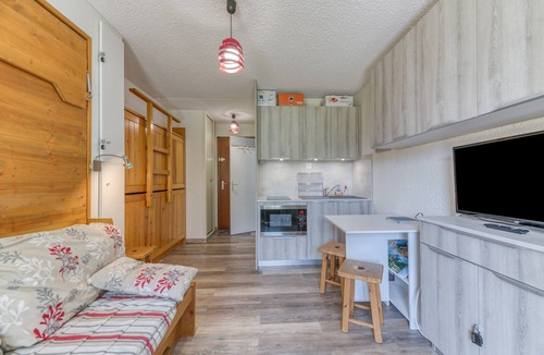 La Morte Apartment | Well-Equipped Studio with Enclosed Balcony and Mountain View