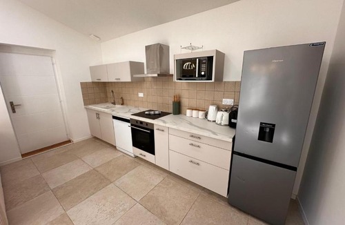 Saint-Liguaire Villa | White housse - cabane - Sèvre Niortaise
