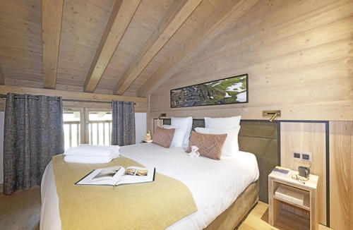 Les Eucherts Apartment | Wifi, 200m from shops, fitness, swimming pool, sauna, hammam, balcony, parking, tv, ski locker