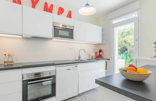 Saint-Palais-sur-Mer Villa | Wonderful private villa for 7 people with WIFI, TV and terrace