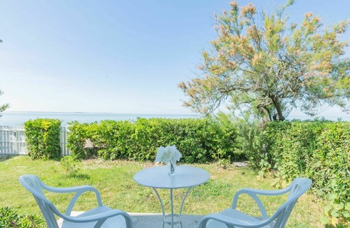 Saint-Palais-sur-Mer Villa | Wonderful private villa for 7 people with WIFI, TV and terrace